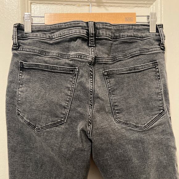 Gap Factory Mid Rise Universal Legging Jeans with Washwell Size 12/31Short - Picture 9 of 10